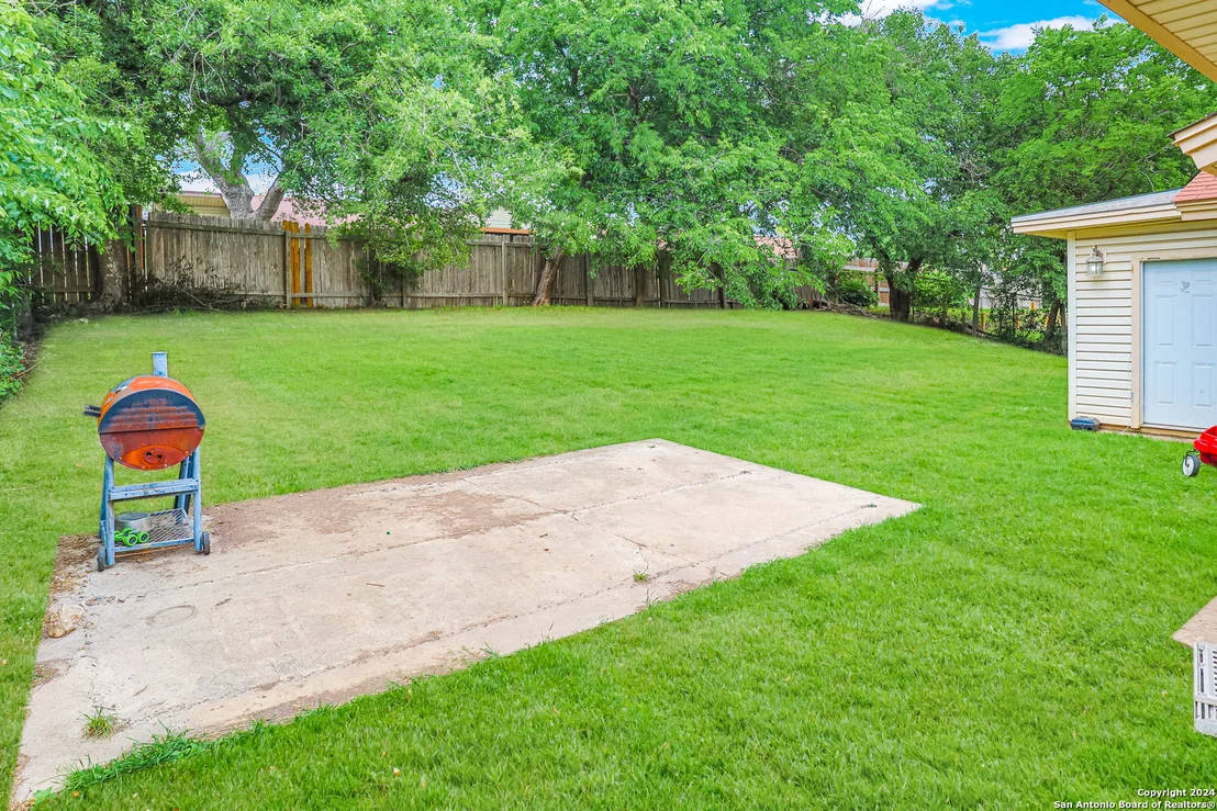 Photo of 7501 leafy hollow