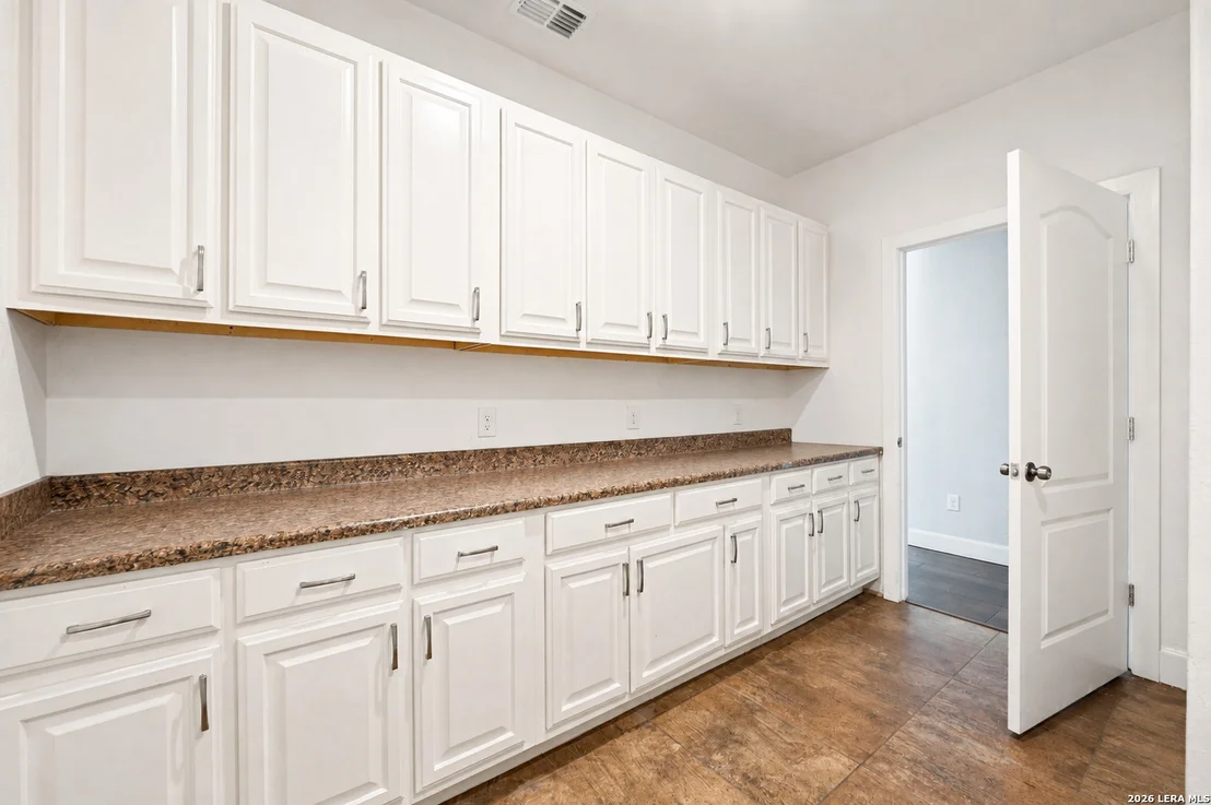 Photo of 1357 PRIVATE ROAD 3702