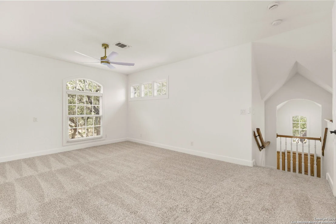 Photo of 25960 Bent Bluff