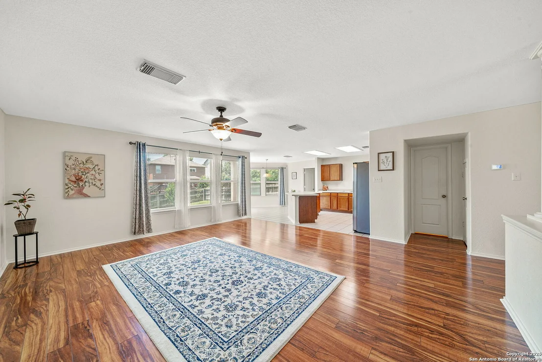 Photo of 21907 Kenton Croft