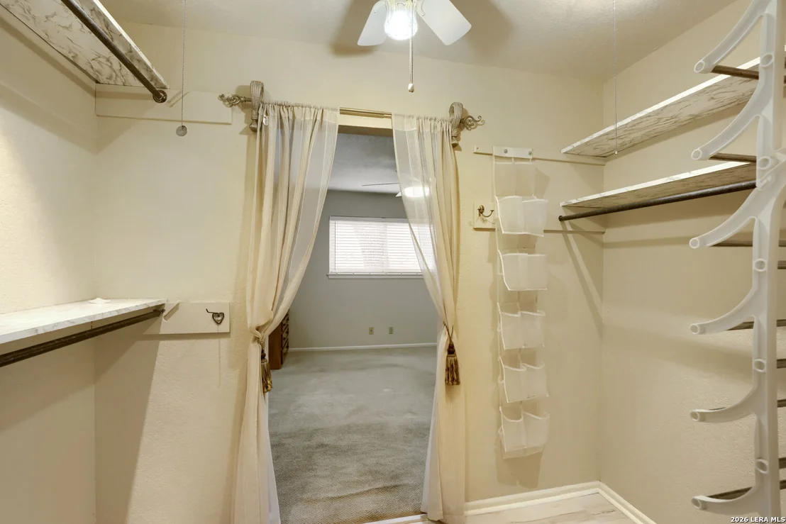 Photo of 105 HARRIETT DR