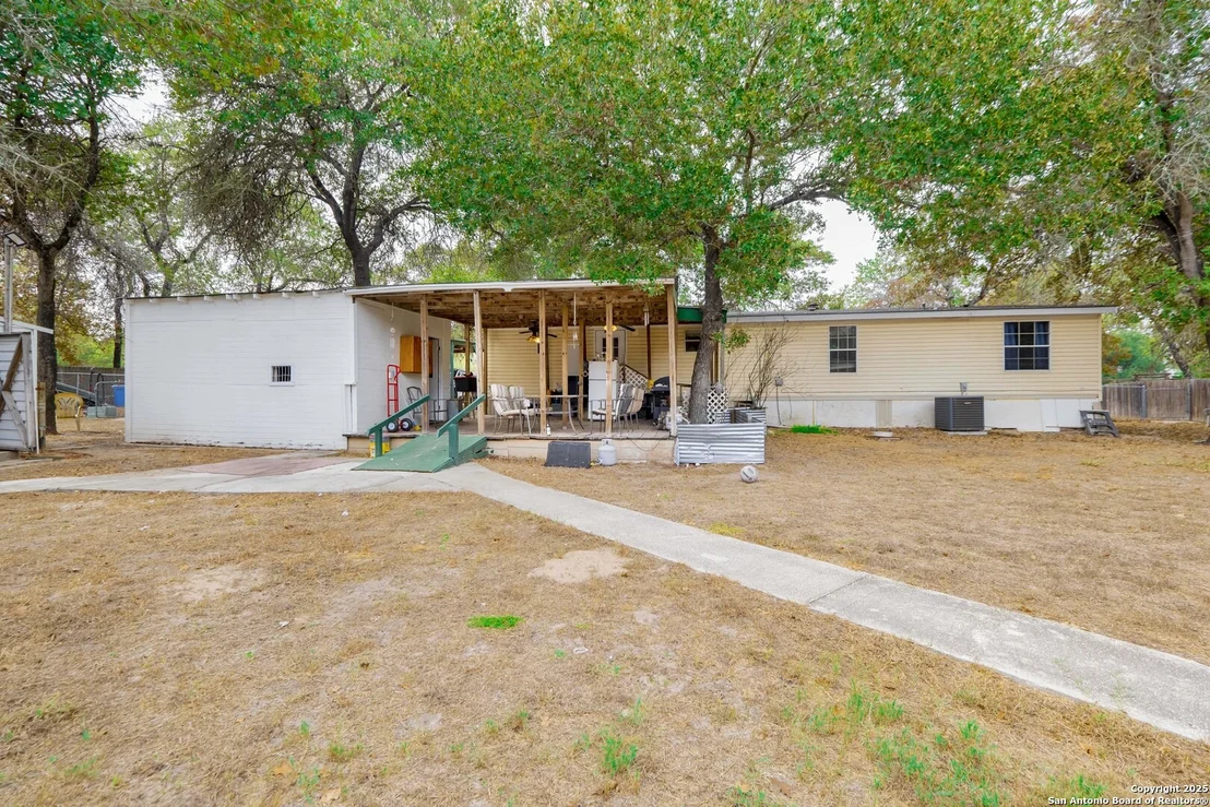 Photo of 23928 Wilted Oak