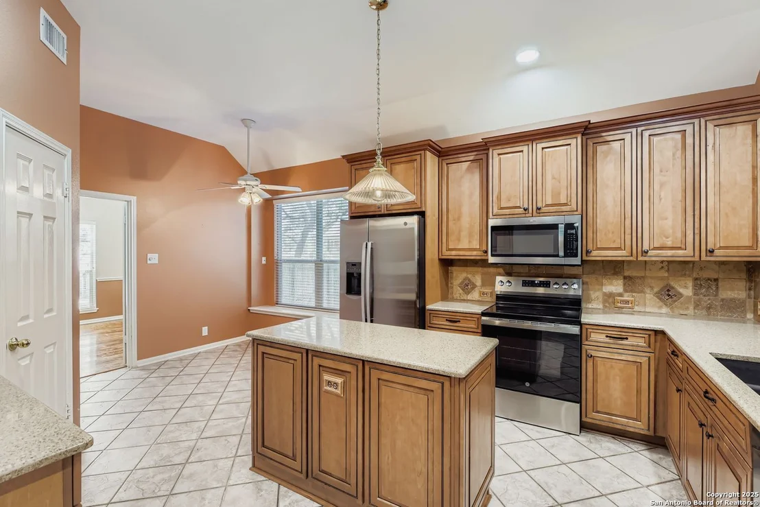 Photo of 1111 Crystal Spring