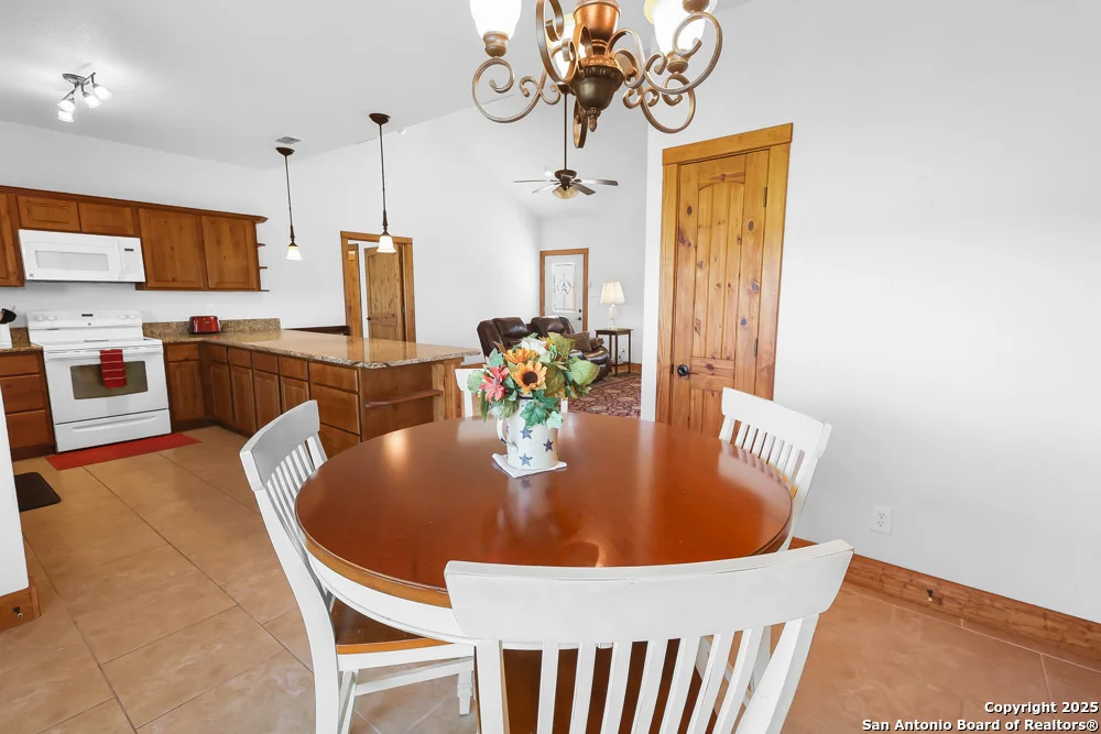 Photo of 867 RIVERTREE RD