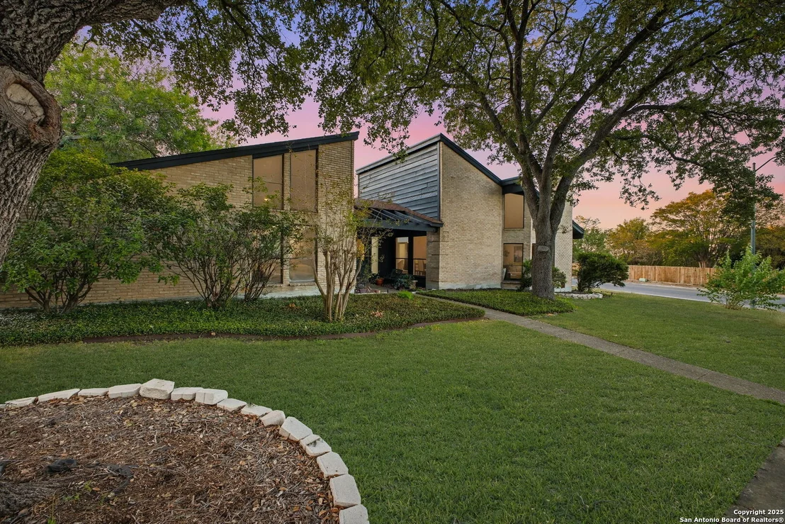 Photo of 6302 Cypress