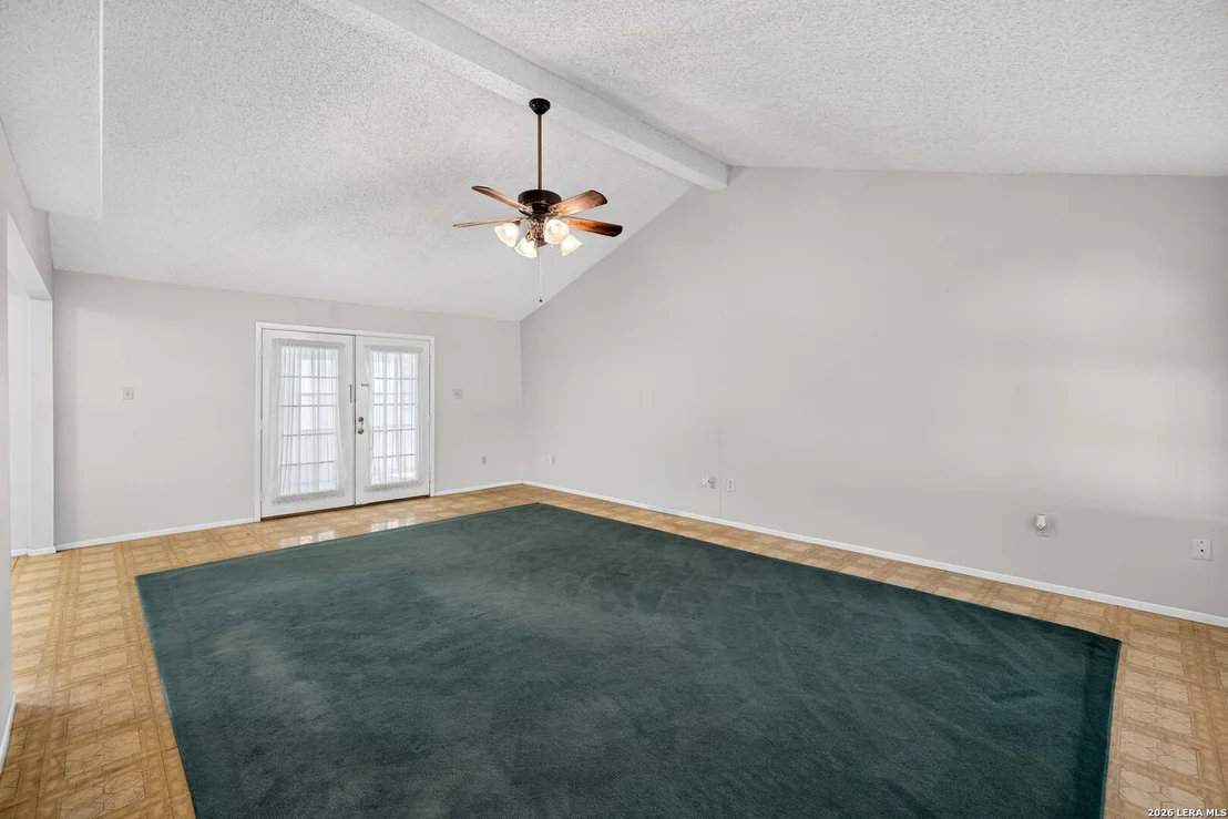 Photo of 555 Dawnview