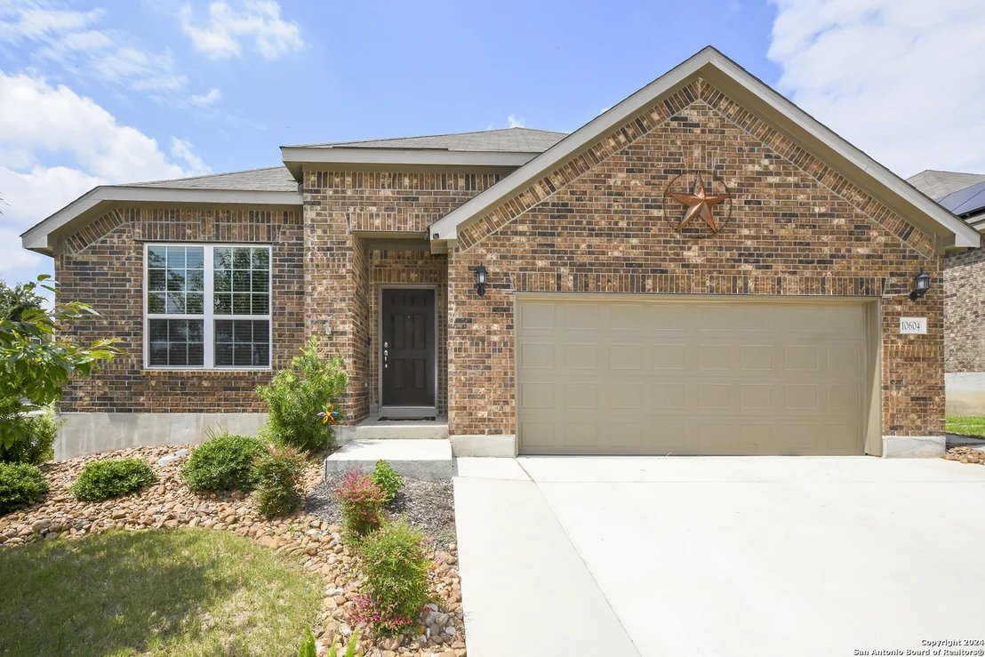 Photo of 10604 HIBISCUS COVE