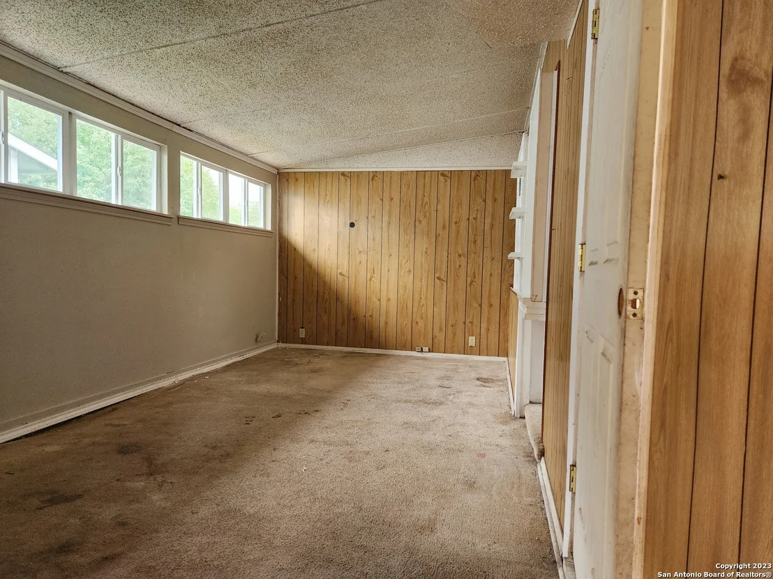 Photo of 414 SUMNER DR