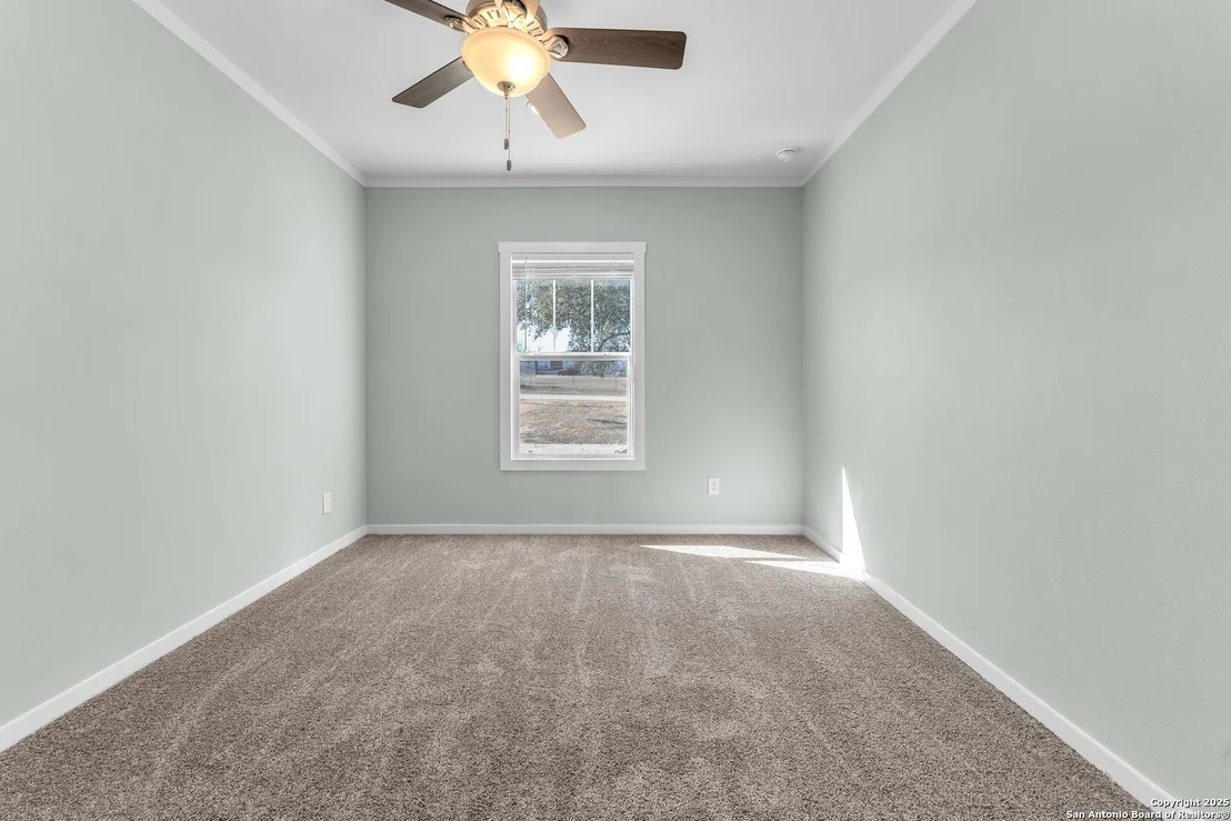 Photo of 207 Mahan Rd