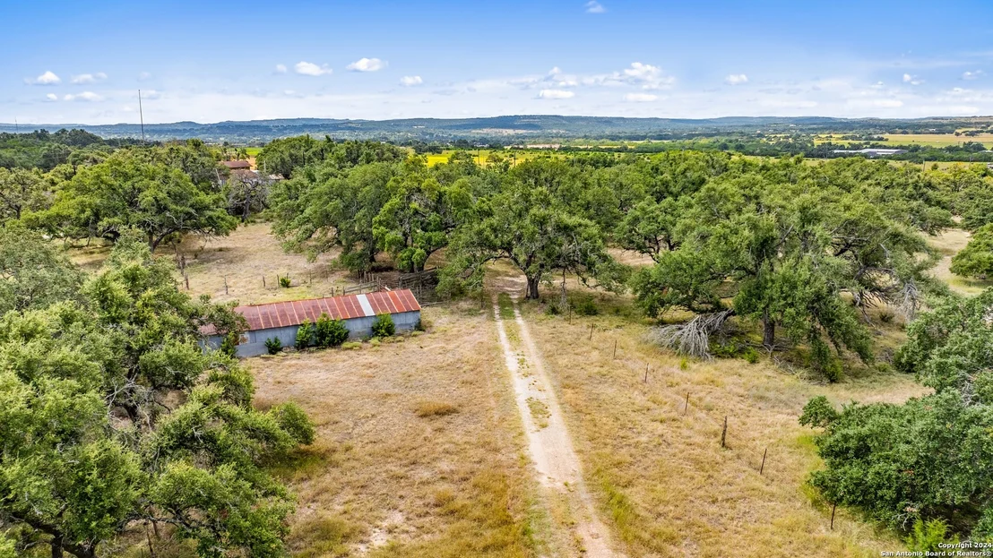 Photo of 6610 highway 290