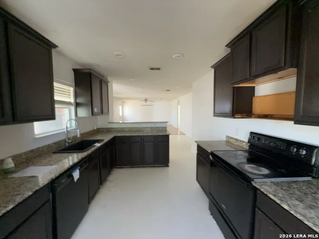 Photo of 15134 Silver Tree