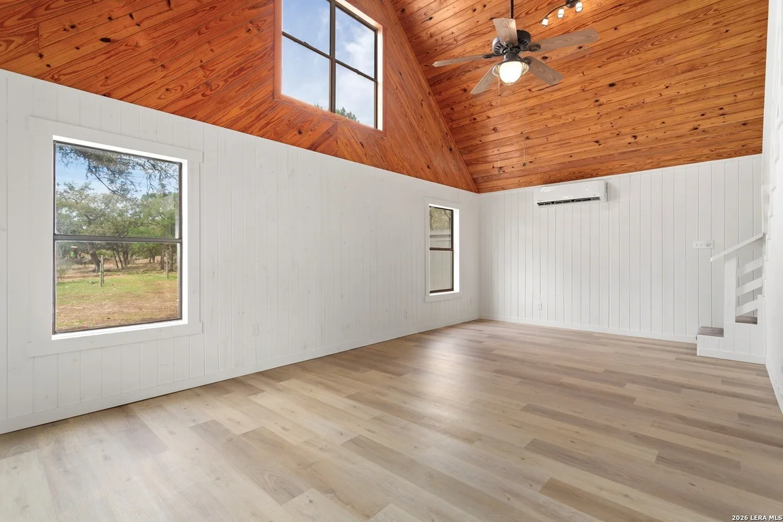 Photo of 680 ASPEN RDG