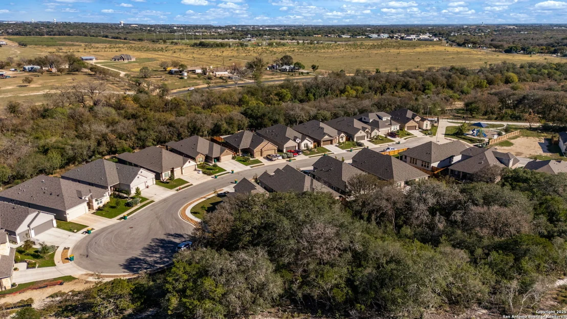 Photo of 123 Low Meadow