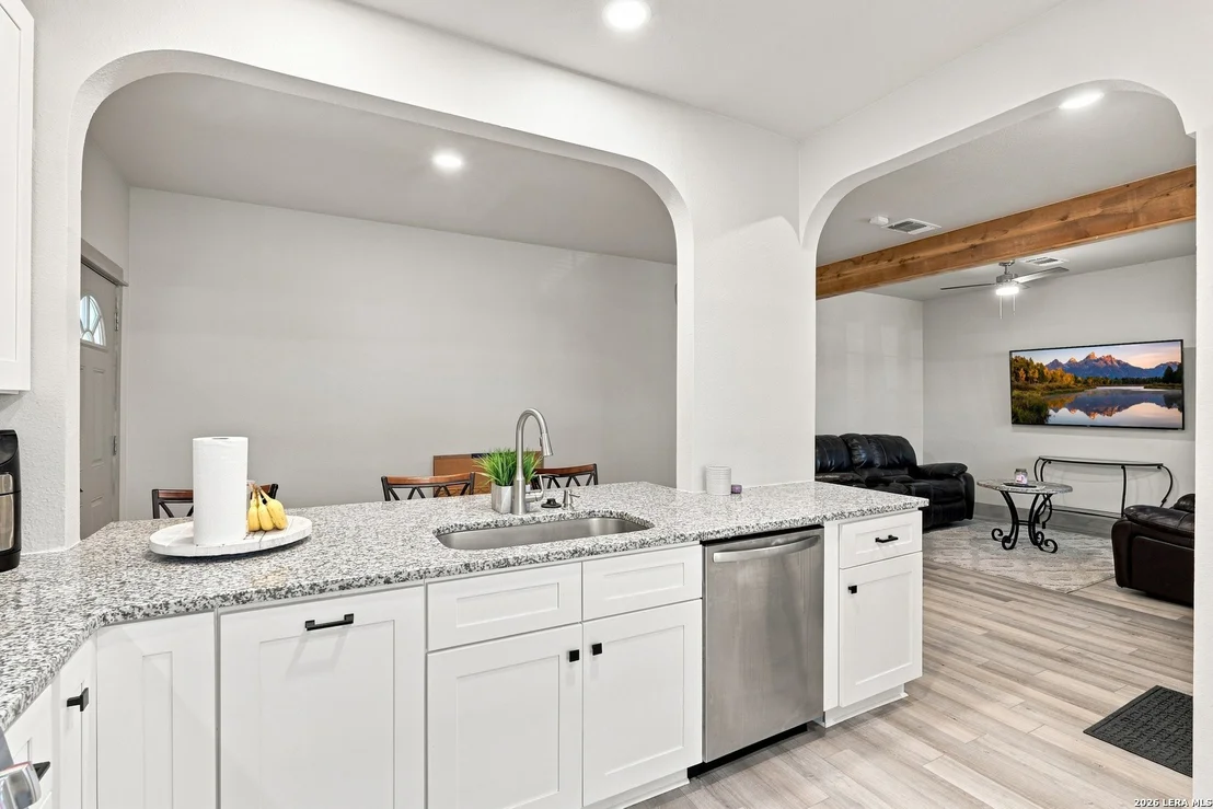 Photo of 7610 Crown Ledge