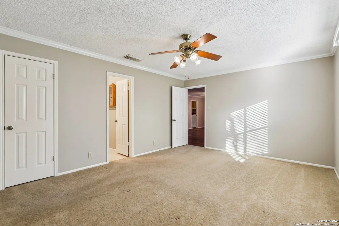 Photo of 9181 RIDGE PATH
