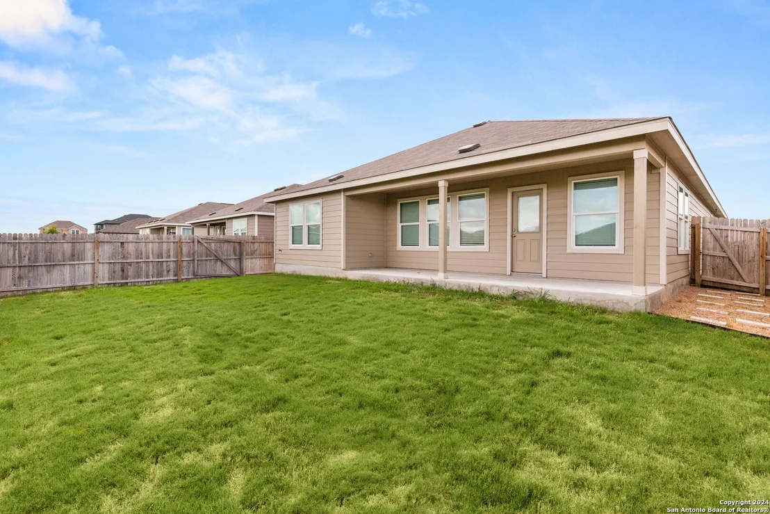 Photo of 2732 NUEVA CORDOVA