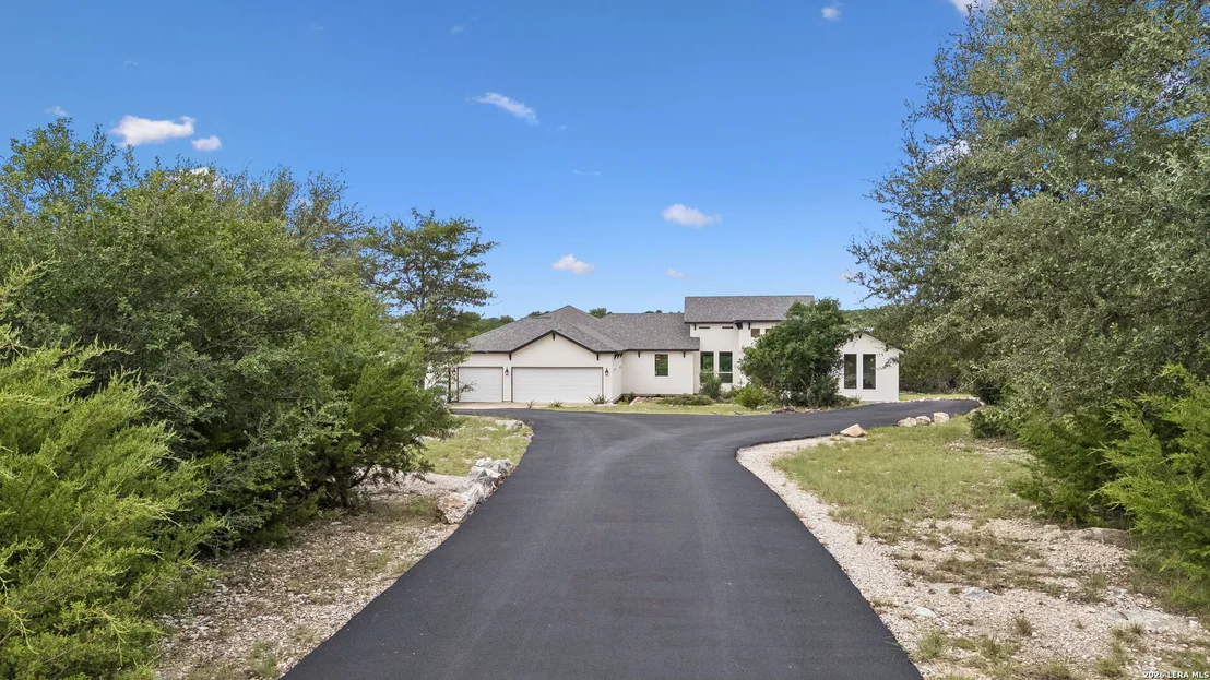 Photo of 107 SUNRISE DR