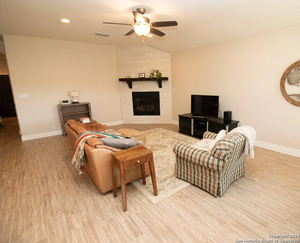 Photo of 137 Braeburn