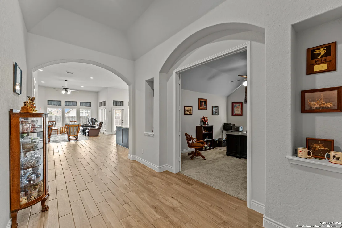 Photo of 2965 GROVE WAY