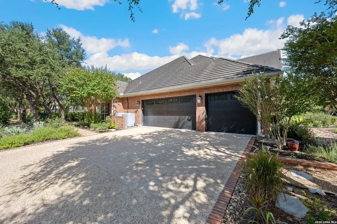 Photo of 2 Charterwood