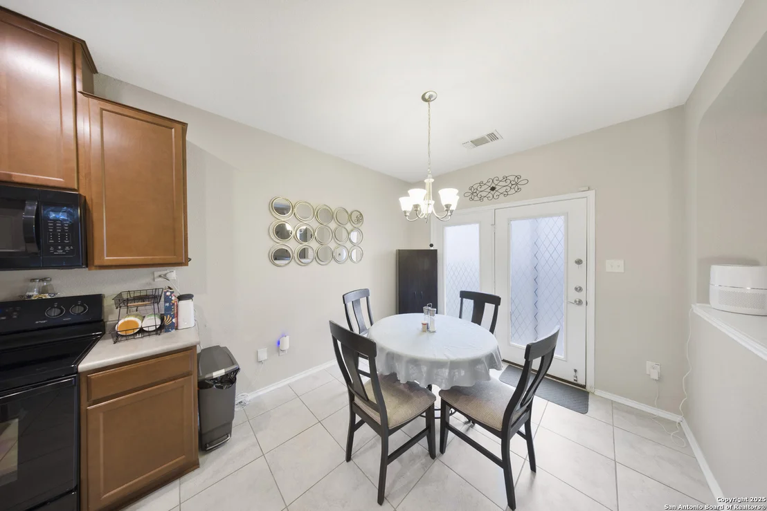 Photo of 302 Pleasanton Heights