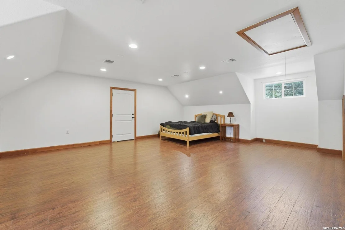 Photo of 325 Sollock
