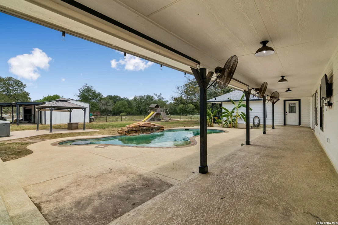 Photo of 307 Broken Arrow