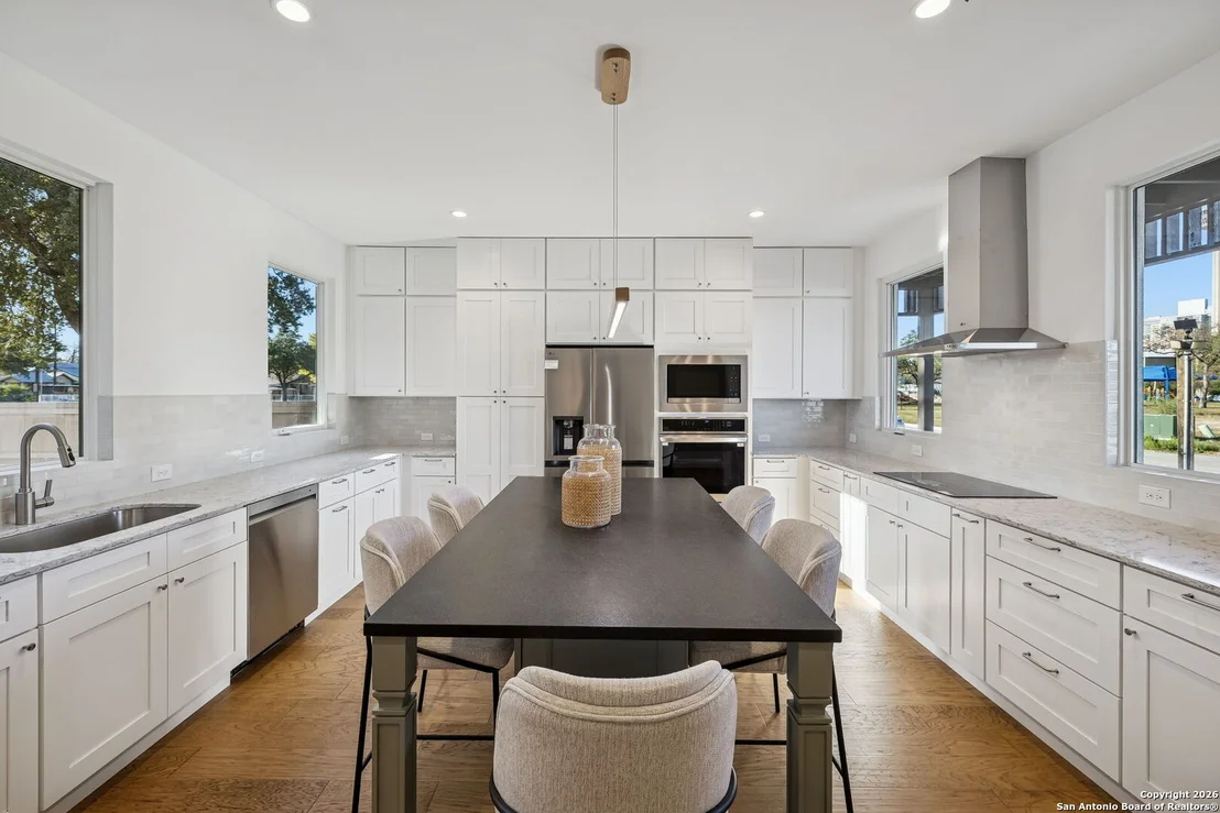Photo of 502 McMonigal