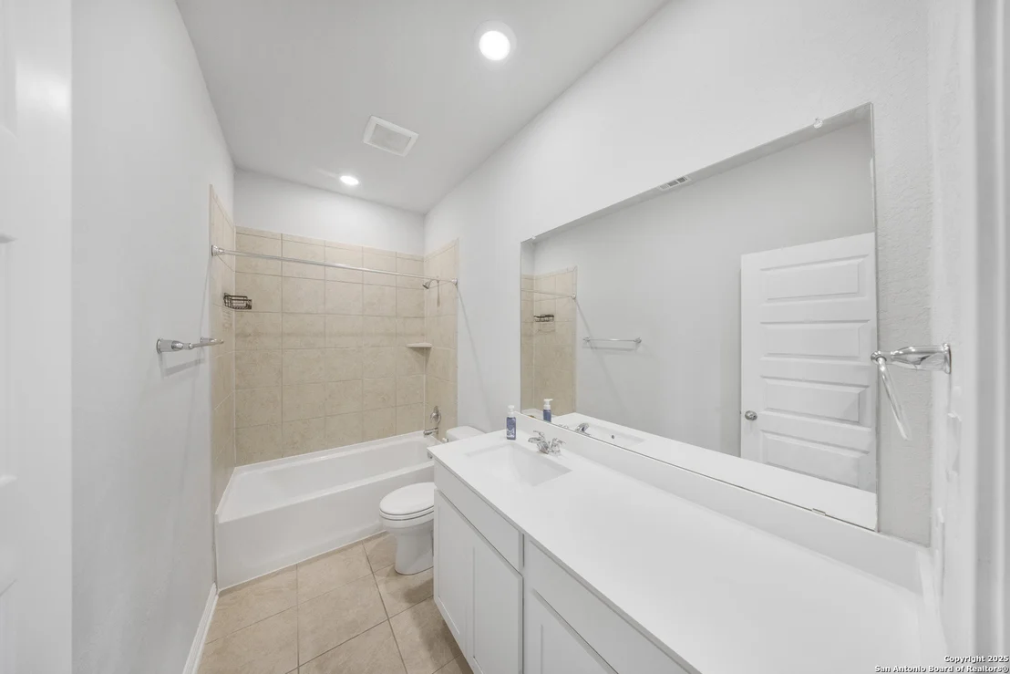 Photo of 752 Clara Park