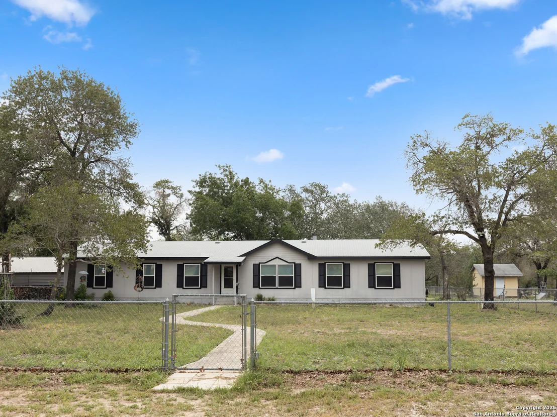 Photo of 2299 county road 770