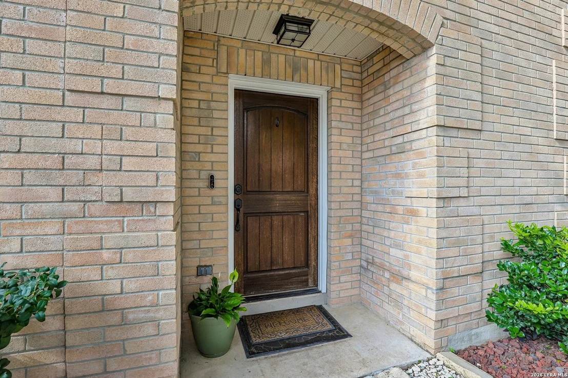 Photo of 8810 Bridgefield