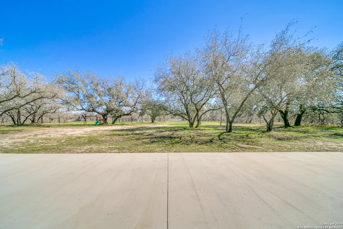 Photo of 530 GARDEN DR