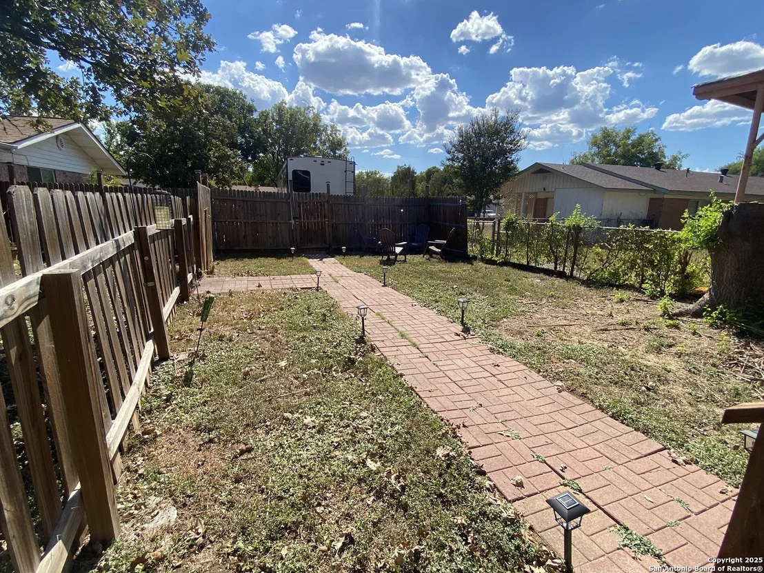 Photo of 119 Laurel Way