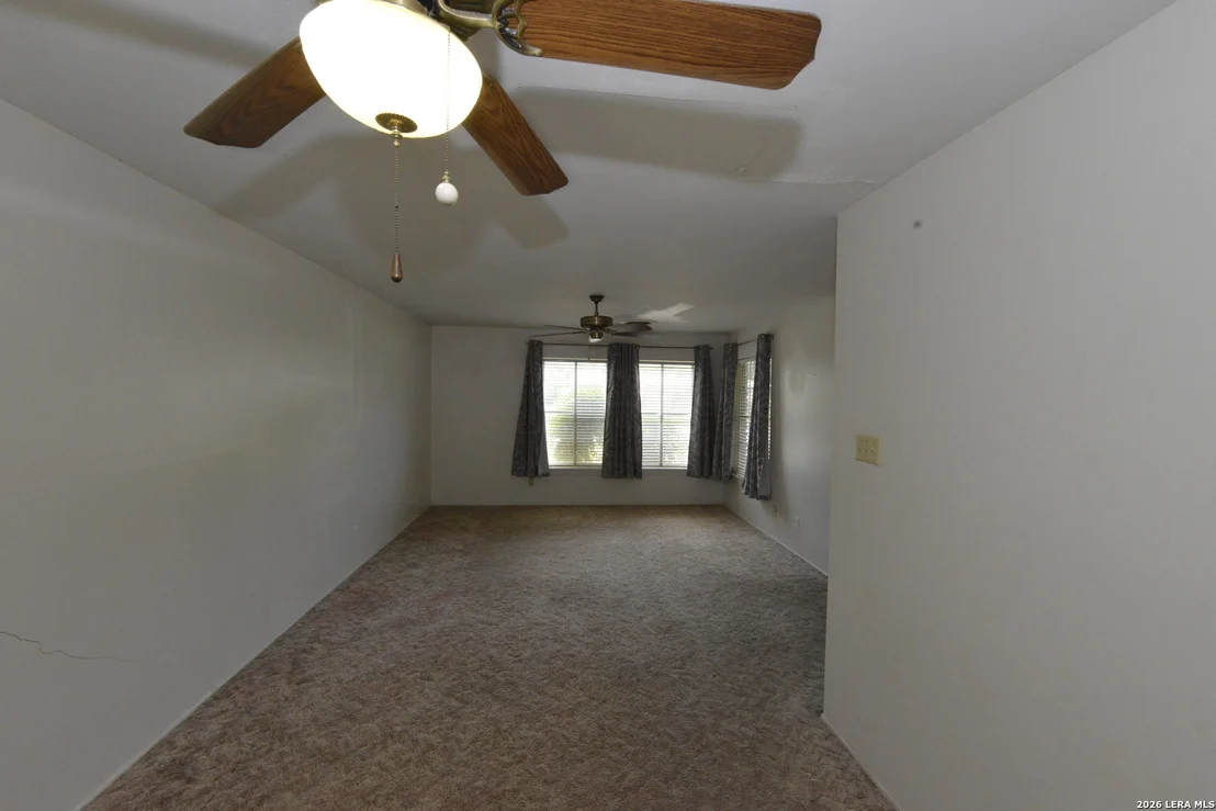 Photo of 222 ZEPHYR DR