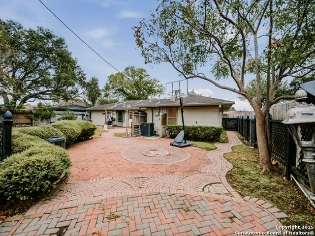 Photo of 4313 Driftwood PL