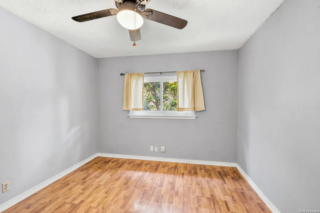 Photo of 9406 Silverfeather