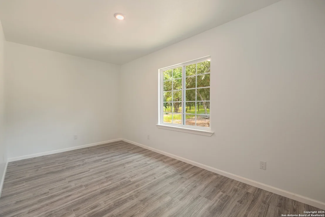 Photo of 423 County Road 2471