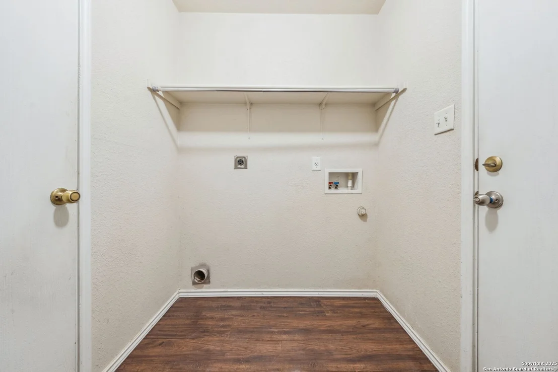 Photo of 5227 TERRACE WIND