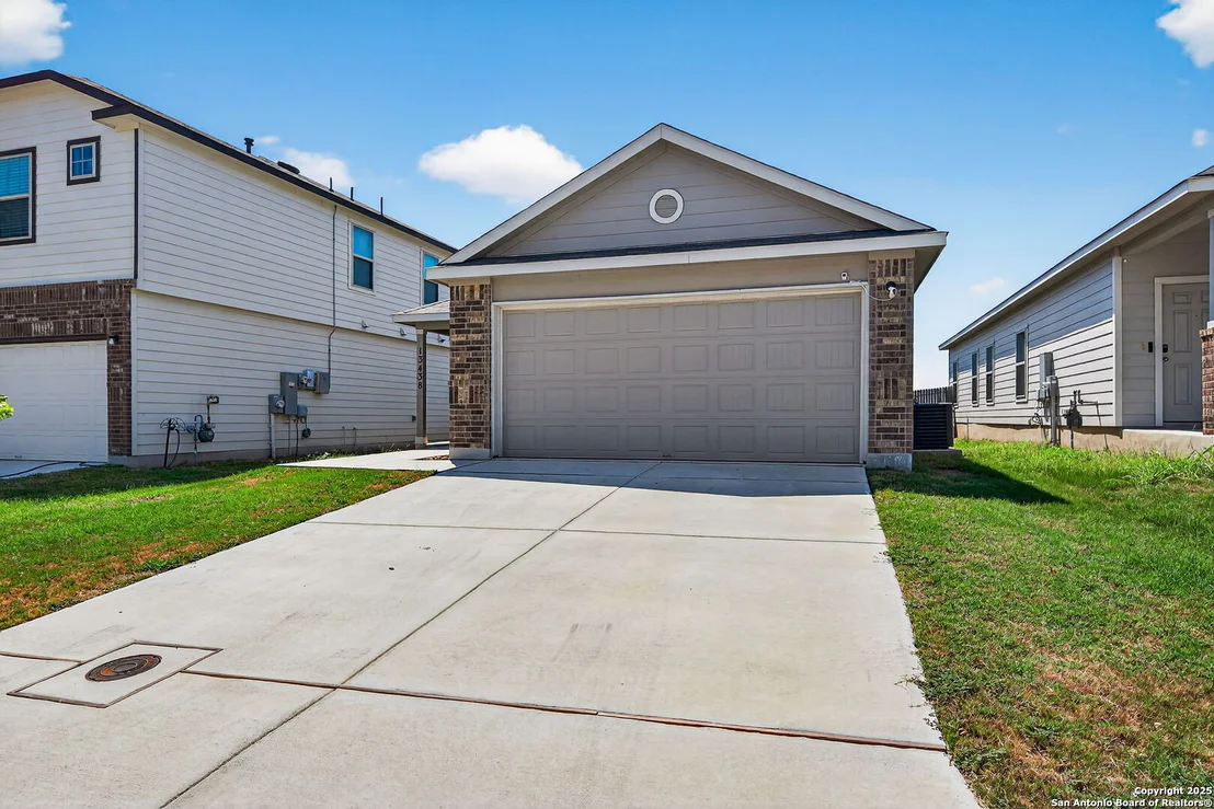 Photo of 13438 carter