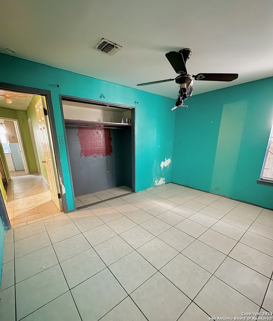 Photo of 122 Dumont