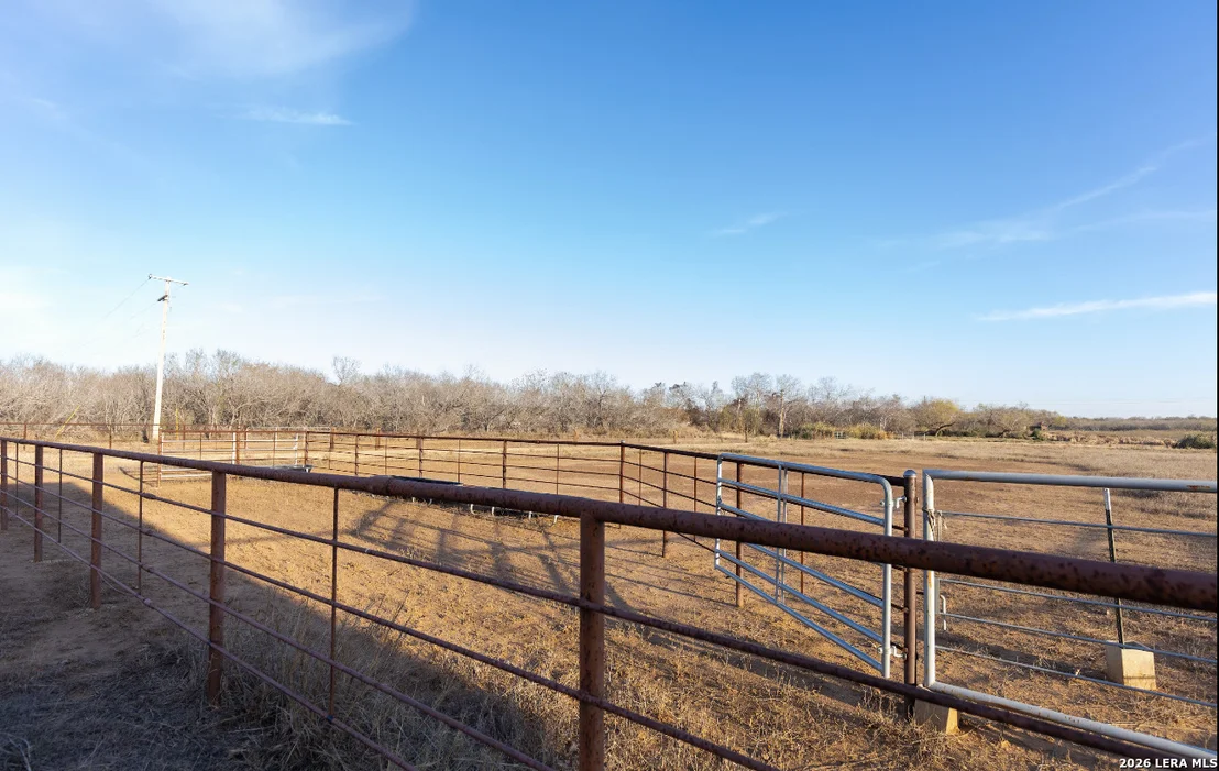 Photo of 375 Bluntzer Rd