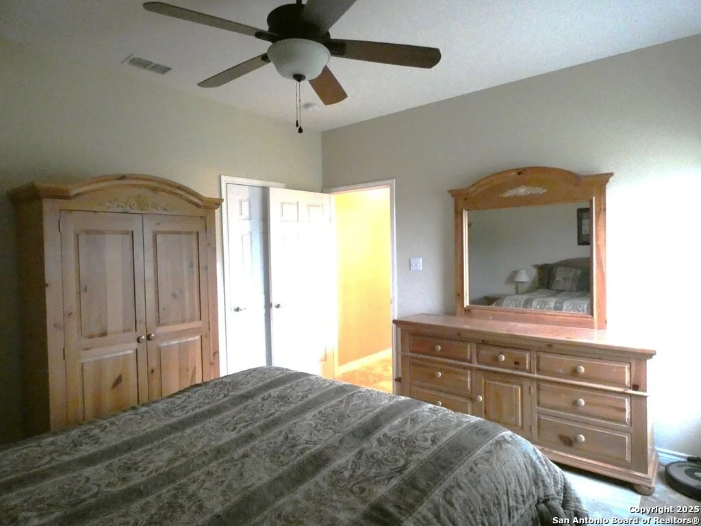 Photo of 283 Live Oak Rd