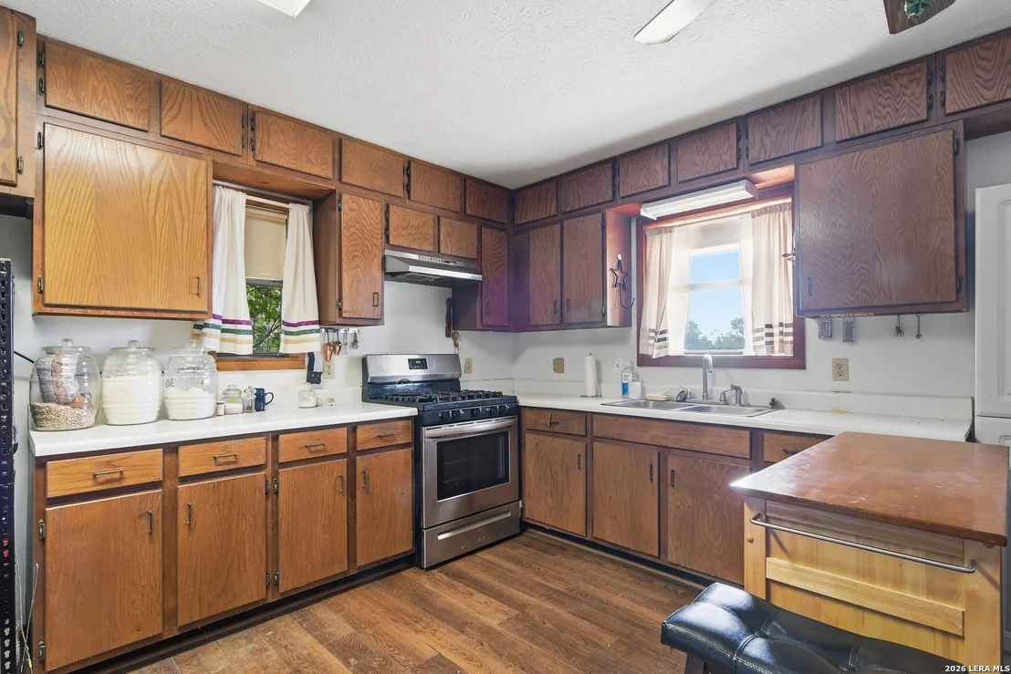 Photo of 383 County Road 404