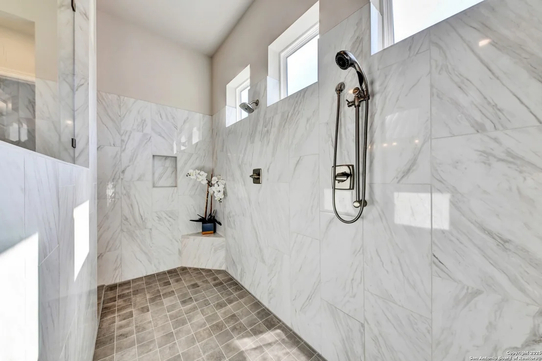 Photo of 4016 Abasolo