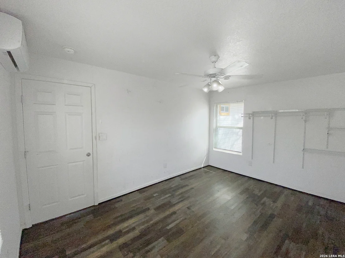 Photo of 206 Plainview