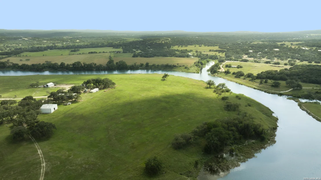 Photo of 325 RIVER RDG