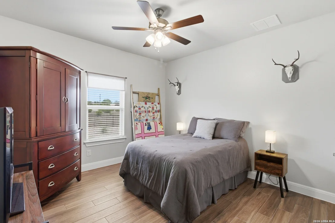 Photo of 326 PARK RD