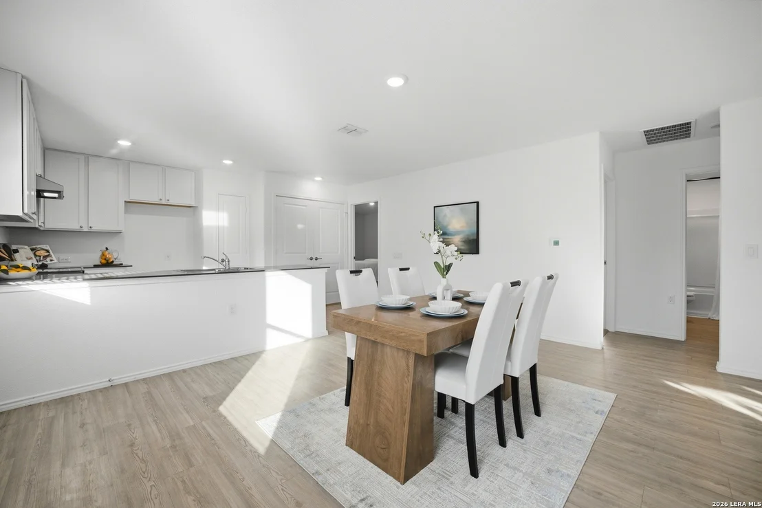 Photo of 1355 Art Wall Way