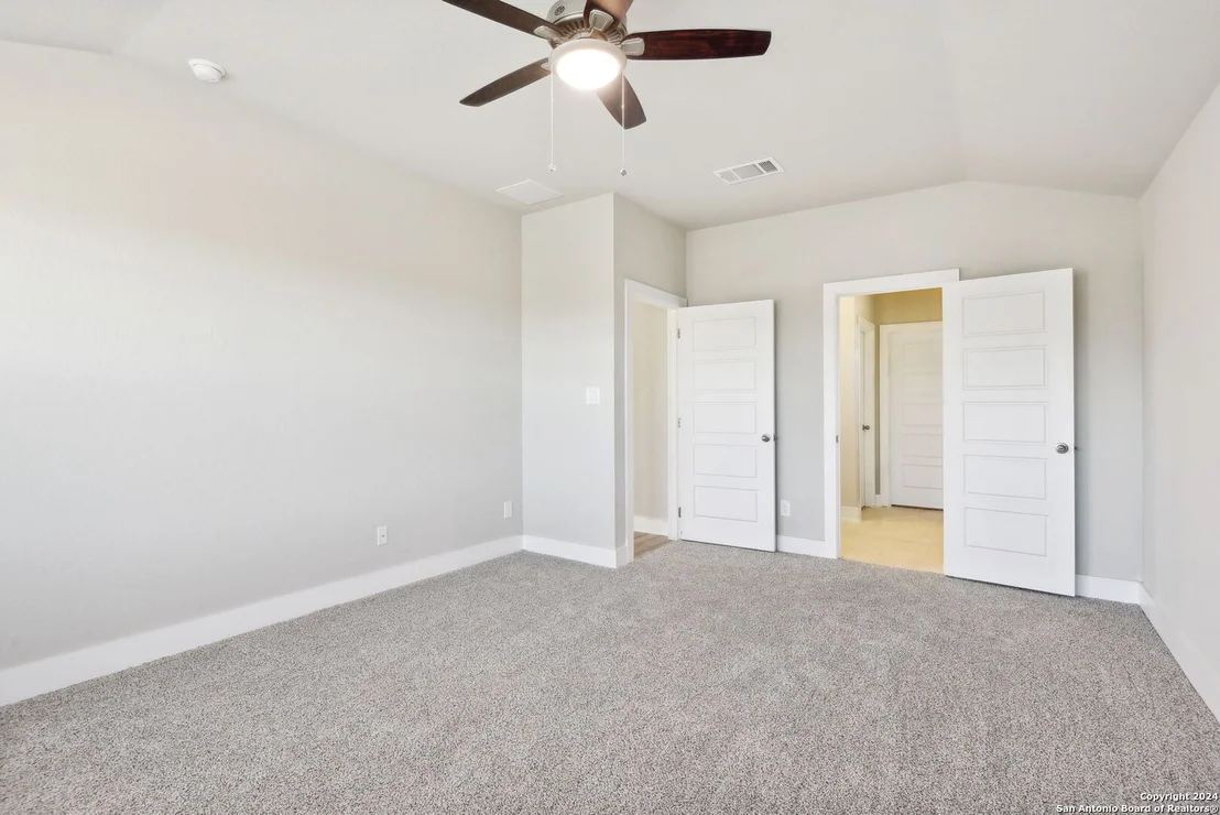 Photo of 6406 Comanche Sky