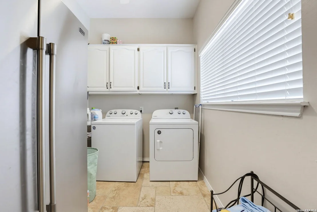 Photo of 15906 MISSION RDG
